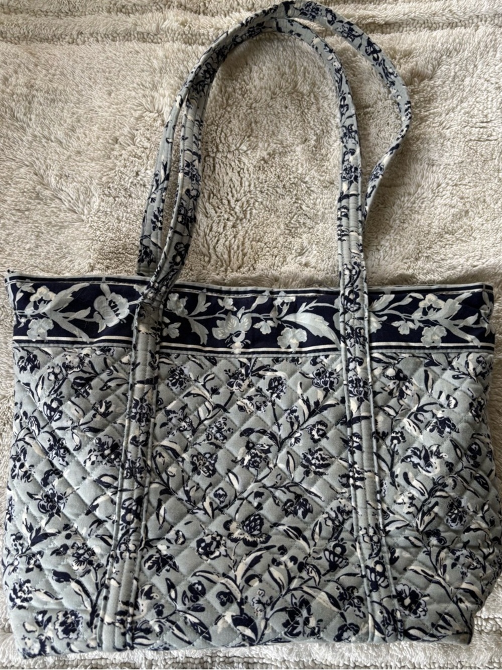 Vera Bradley Quilted Floral Handbag in Navy and Light Blue